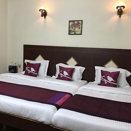 Akg Lodge Kanchipuram Exterior foto